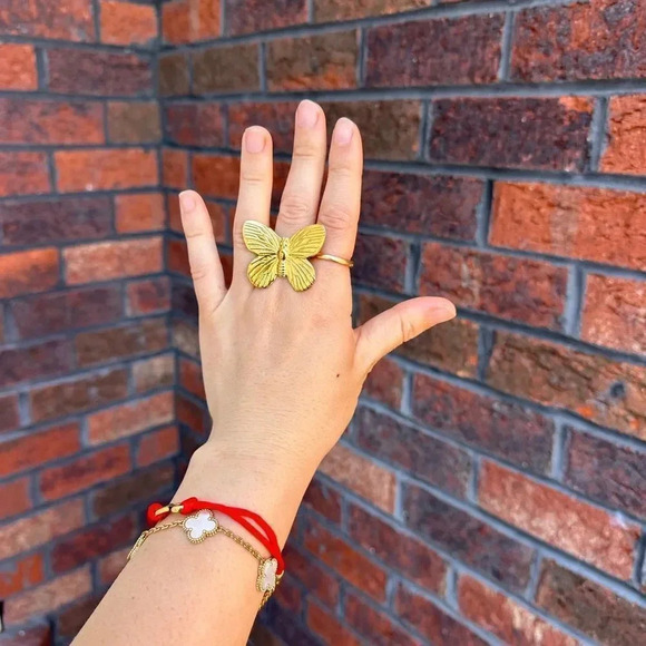 Butterfly 18K Gold Stainless Steel Waterproof Ring - Picture 5 of 12